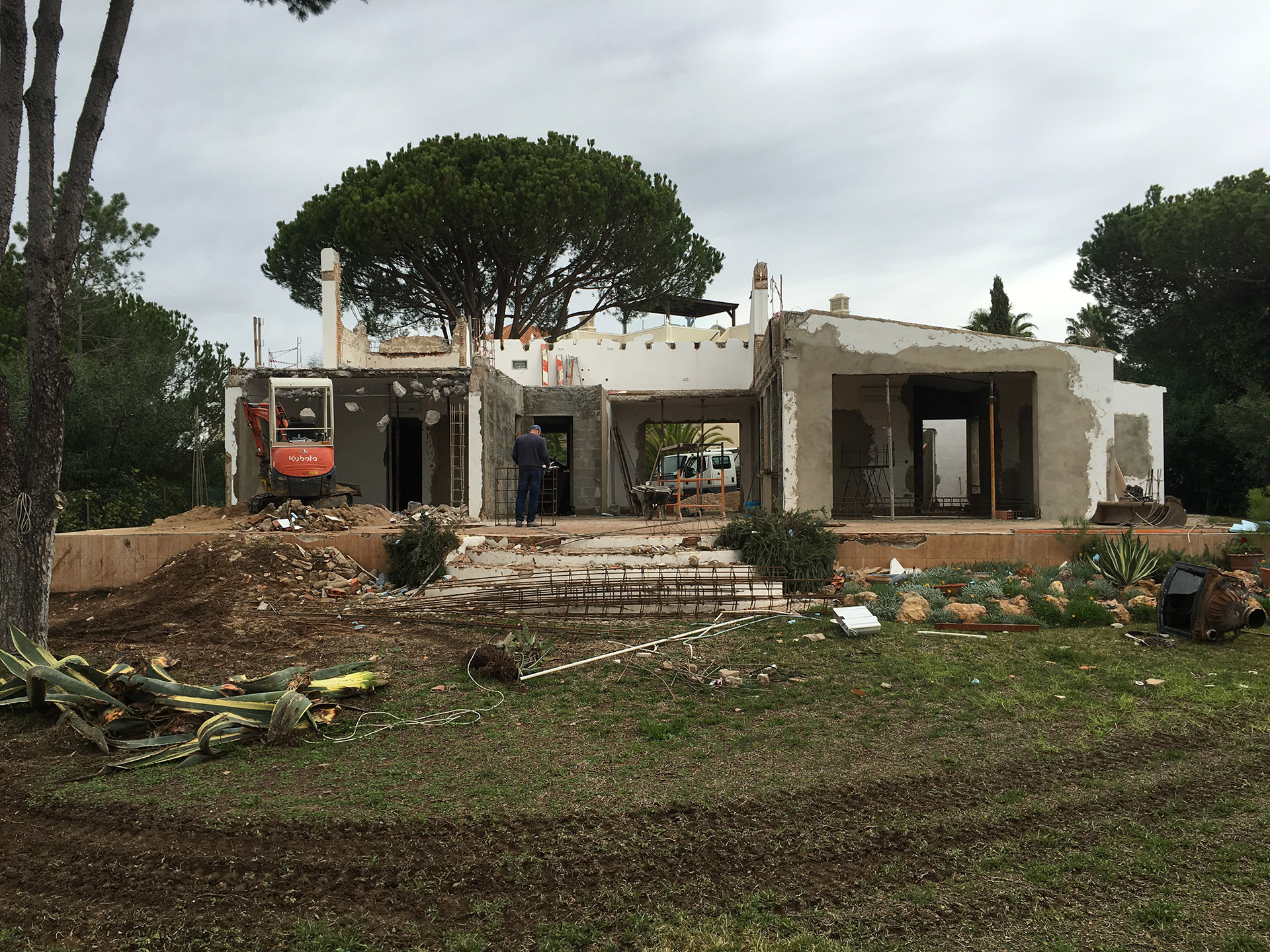 Full Villa Refurbishment in Quinta do Mar