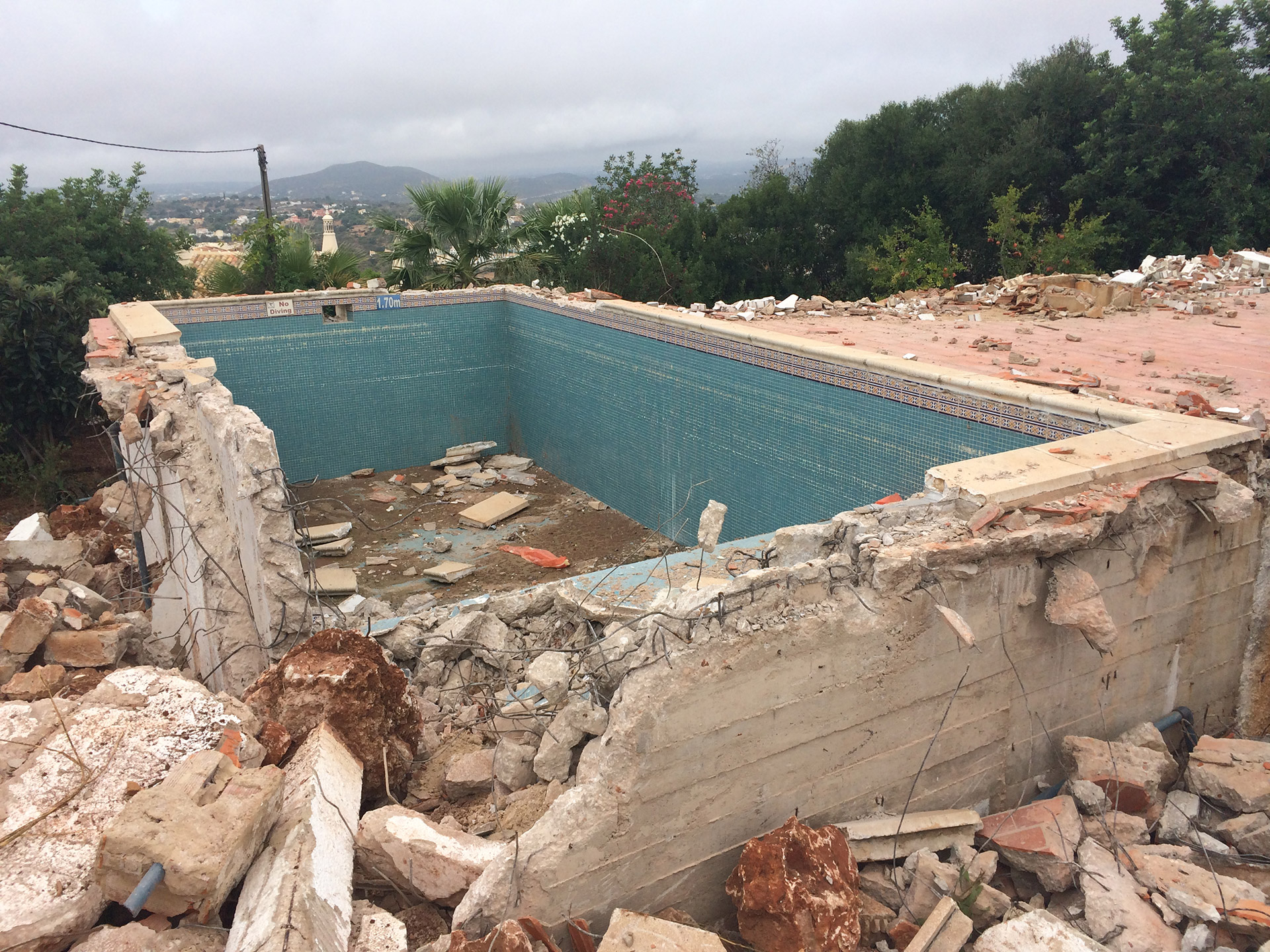 Swimming Pool Build