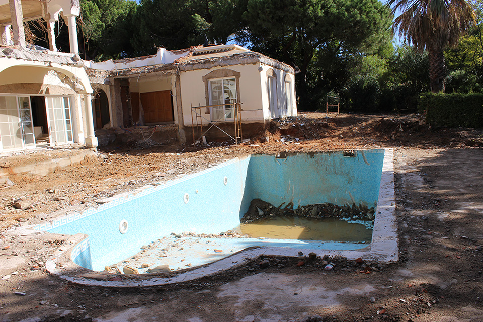 Full Villa Refurbishment in Pinheiros Altos