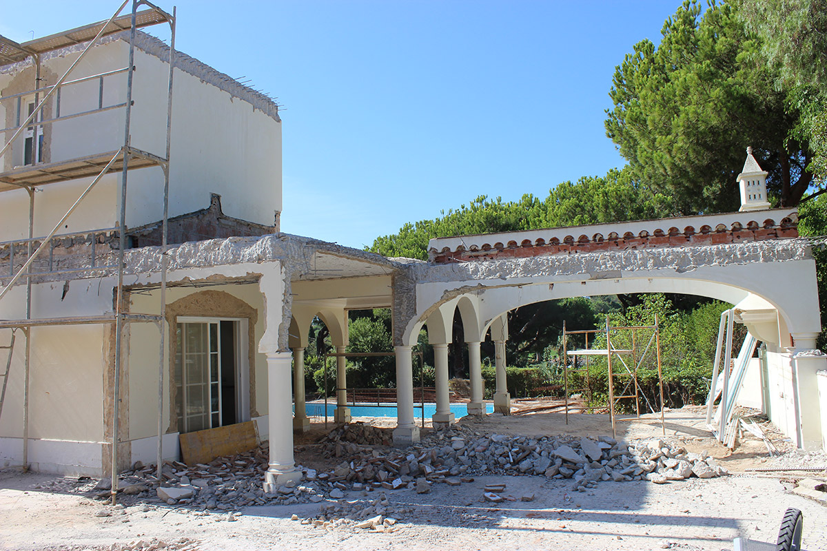 Full Villa Refurbishment in Pinheiros Altos
