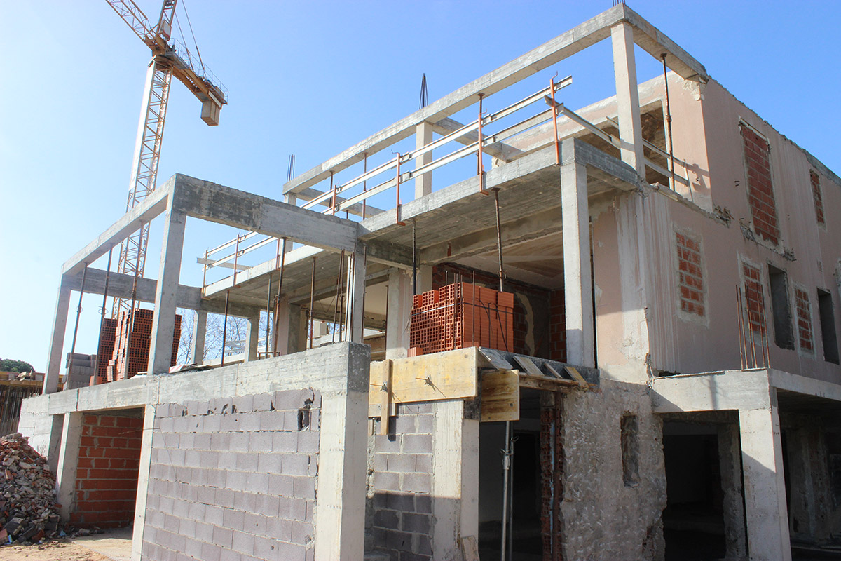Full Villa Refurbishment in Encosta do Lago