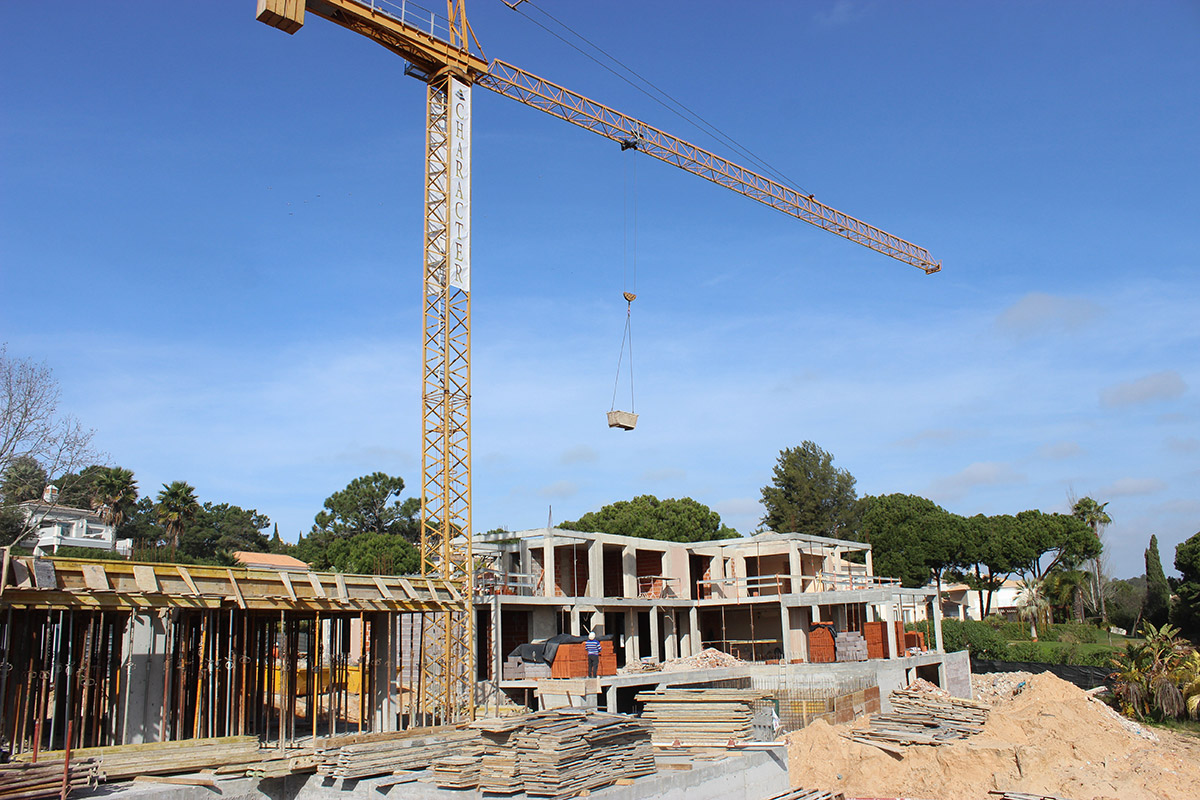 Full Villa Refurbishment in Encosta do Lago