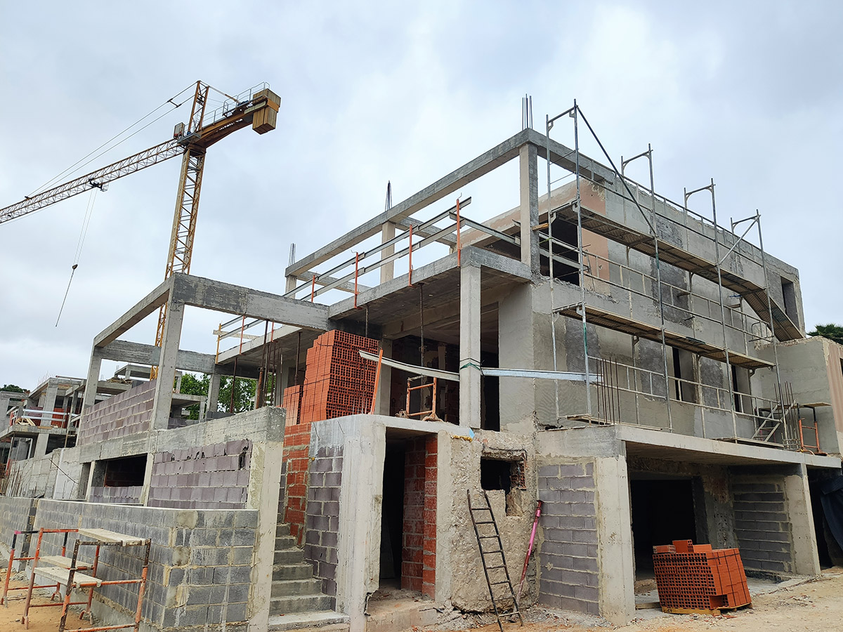 Full Villa Refurbishment in Encosta do Lago