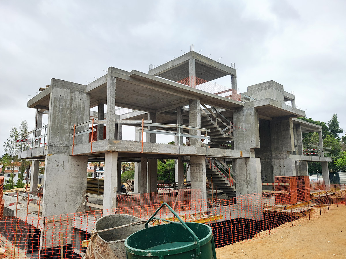 New Construction in Encosta do Lago