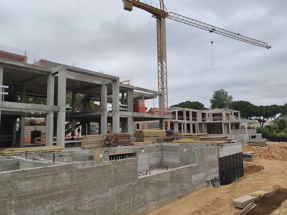 New Construction in Encosta do Lago