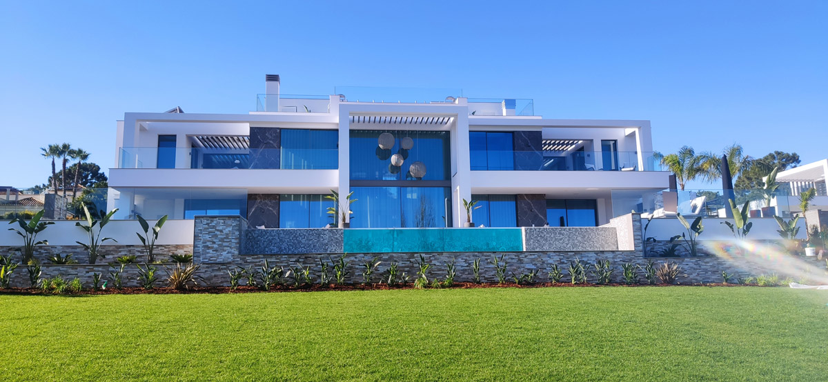 New Construction in Encosta do Lago