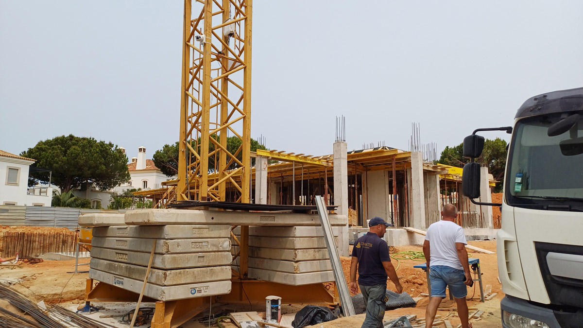 Modern Villa Construction in Quinta do Lago