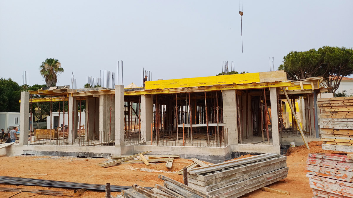 Modern Villa Construction in Quinta do Lago