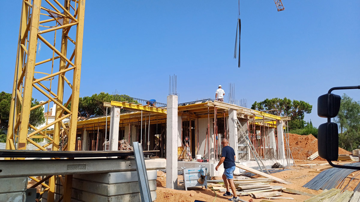 Modern Villa Construction in Quinta do Lago