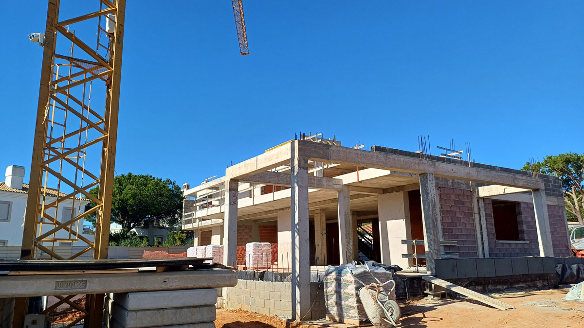 Modern Villa Construction in Quinta do Lago