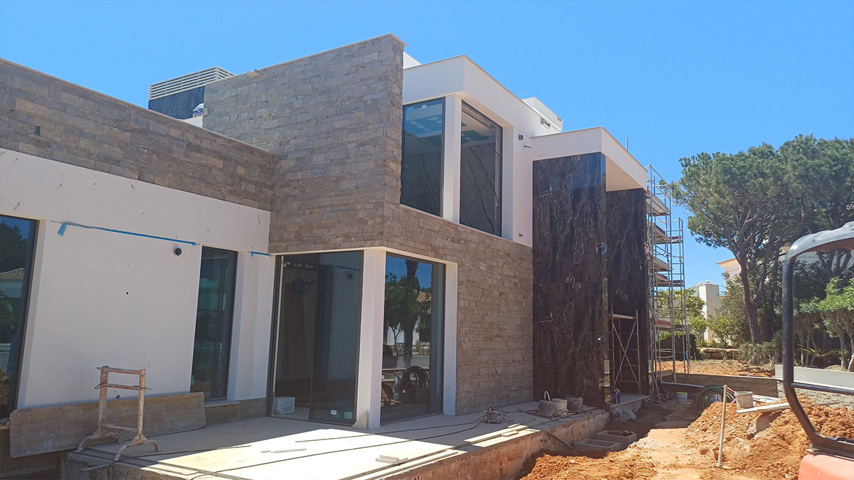 Modern Villa Construction in Quinta do Lago